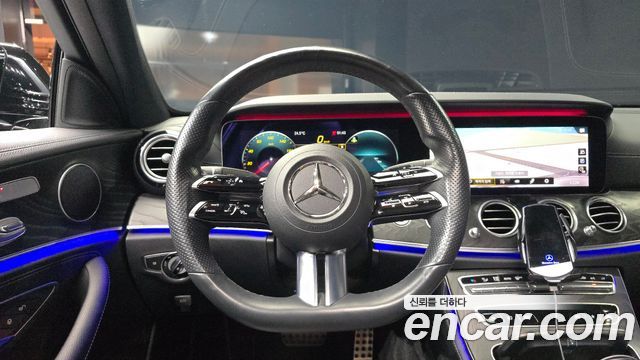 Mercedes-Benz E-Class 2021 — photo 19