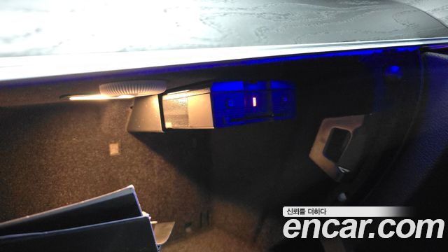 Mercedes-Benz E-Class 2021 — photo 35