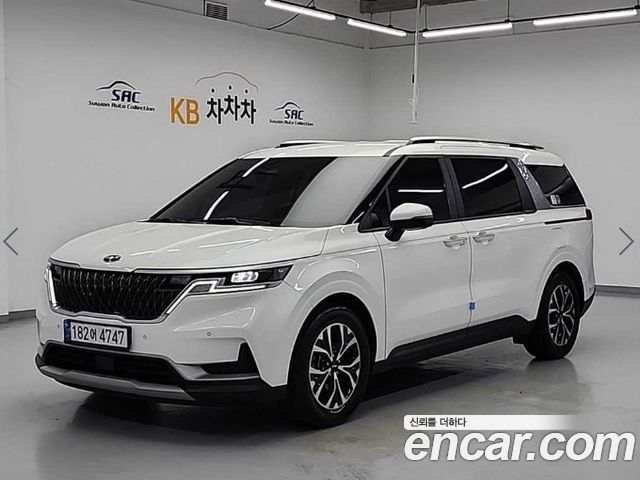 Kia Canival 2021 — photo 2