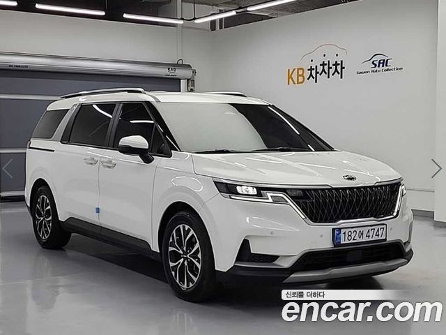 Kia Canival 2021 — photo 4