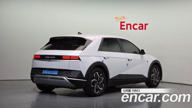 Hyundai Ioniq5 2022 — photo 2