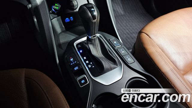 Hyundai Santafe 2016 — photo 9