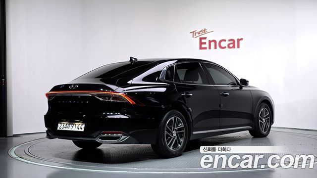 Hyundai Grandeur 2023 — photo 2