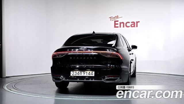 Hyundai Grandeur 2023 — photo 4