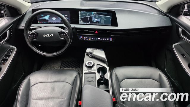 Kia EV6 2022 — photo 10