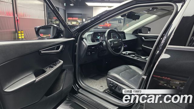 Kia EV6 2022 — photo 13