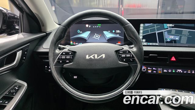 Kia EV6 2022 — photo 19