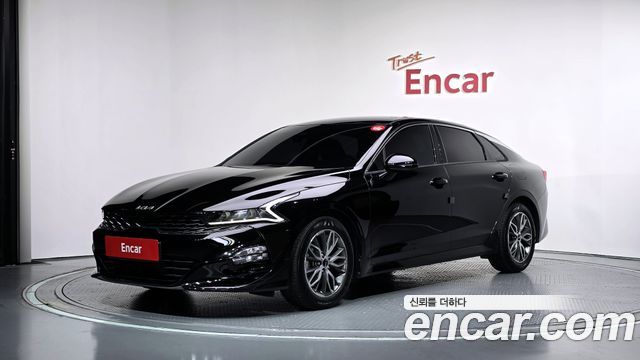 Kia K5 2023 — photo 1