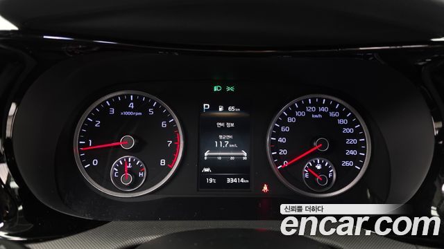 Kia K5 2023 — photo 11