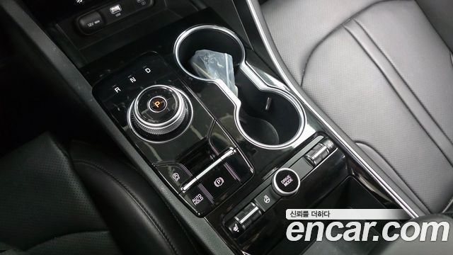 Kia K5 2023 — photo 12