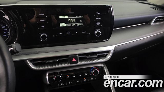 Kia K5 2023 — photo 19