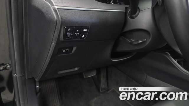 Kia K5 2023 — photo 23