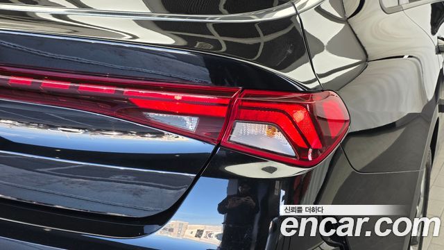 Kia K5 2023 — photo 9