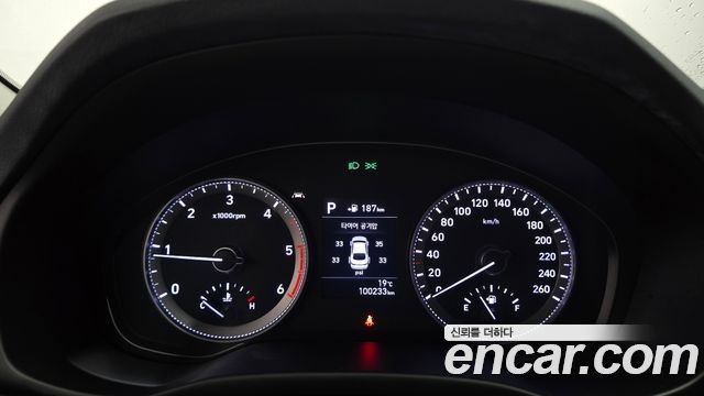 Hyundai Grandeur 2018 — photo 8