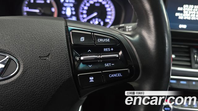 Hyundai Grandeur 2018 — photo 15