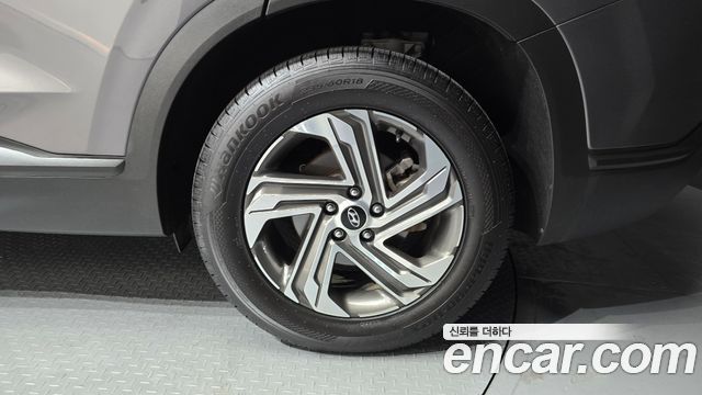 Hyundai Santafe 2022 — photo 7