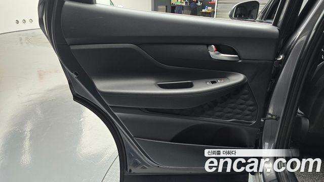 Hyundai Santafe 2022 — photo 15