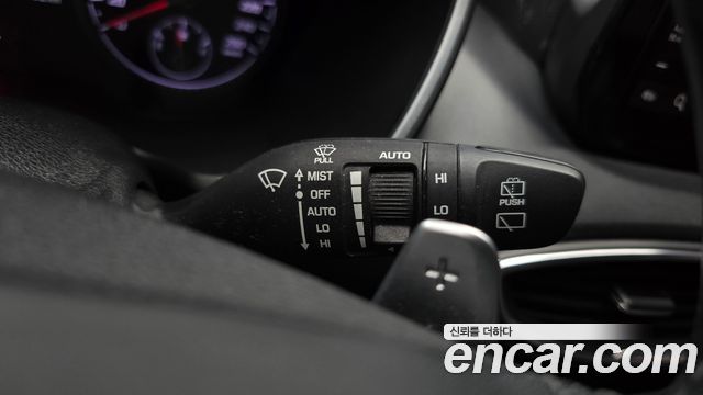 Hyundai Santafe 2022 — photo 29