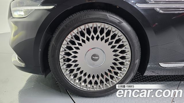 Genesis G90 2019 — photo 5
