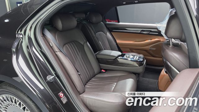 Genesis G90 2019 — photo 17