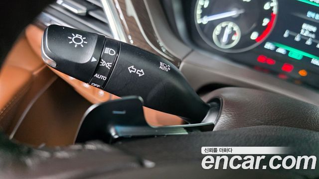 Genesis G90 2019 — photo 29