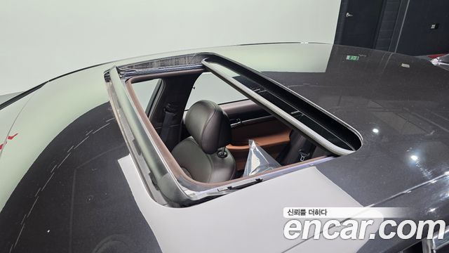 Genesis G90 2019 — photo 34