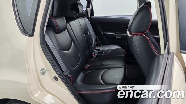 Kia Soul 2010 — photo 17