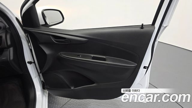 Chevrolet Korea Spark 2016 — photo 14