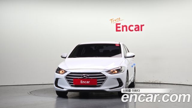 Hyundai AVANTE 2018 — photo 3