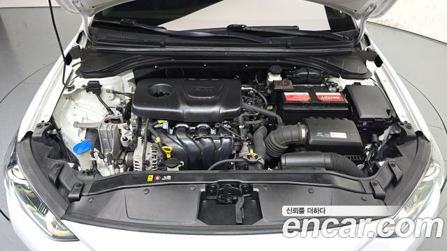 Hyundai AVANTE 2018 — photo 6