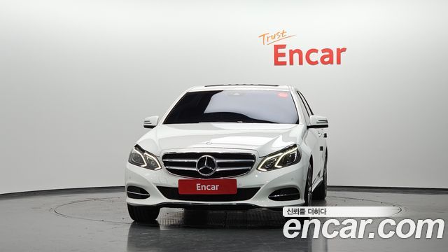 Mercedes-Benz E-Class 2014 — photo 3
