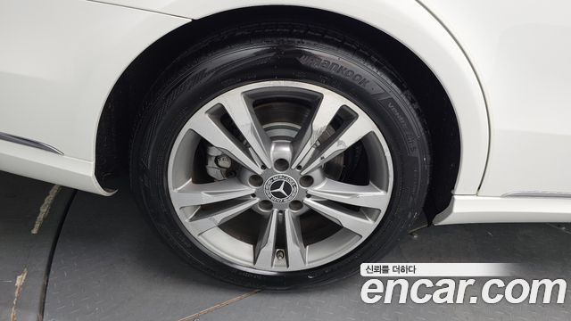 Mercedes-Benz E-Class 2014 — photo 5