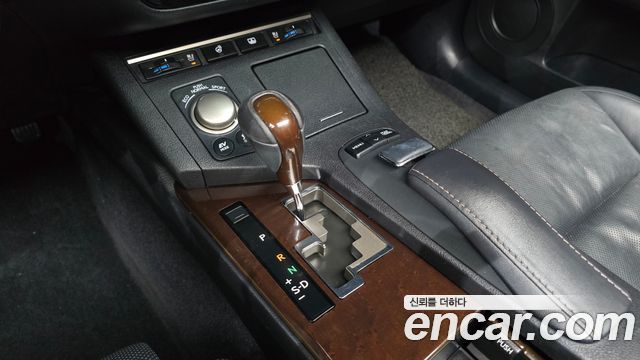 Lexus ES 2014 — photo 9
