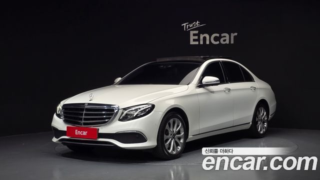 Mercedes-Benz E-Class 2019 — photo 1