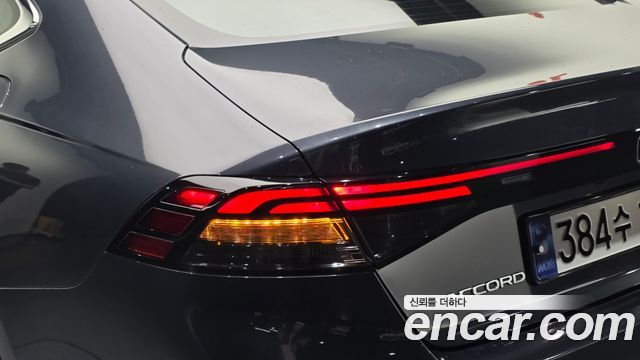 Honda Accord 2024 — photo 9