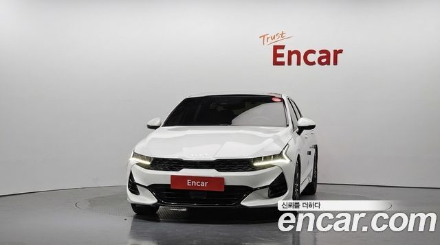 Kia K5 2023 — photo 3