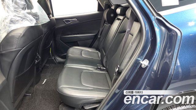 Kia Sportage 2022 — photo 11