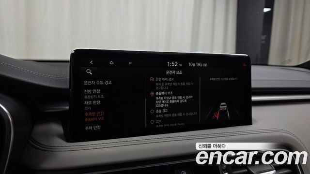 Genesis G70 2021 — photo 22