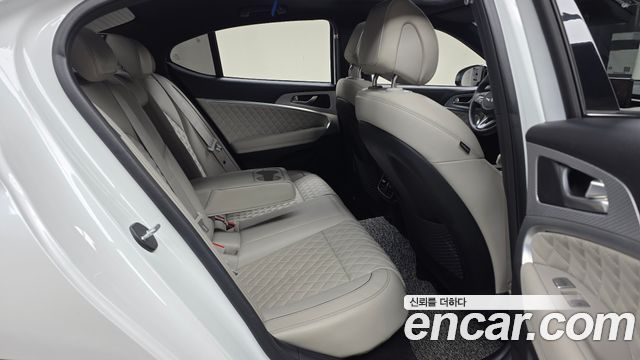 Genesis G70 2021 — photo 16