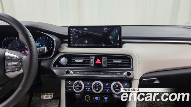 Genesis G70 2021 — photo 28