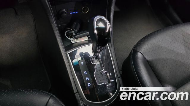 Hyundai Accent 2012 — photo 12
