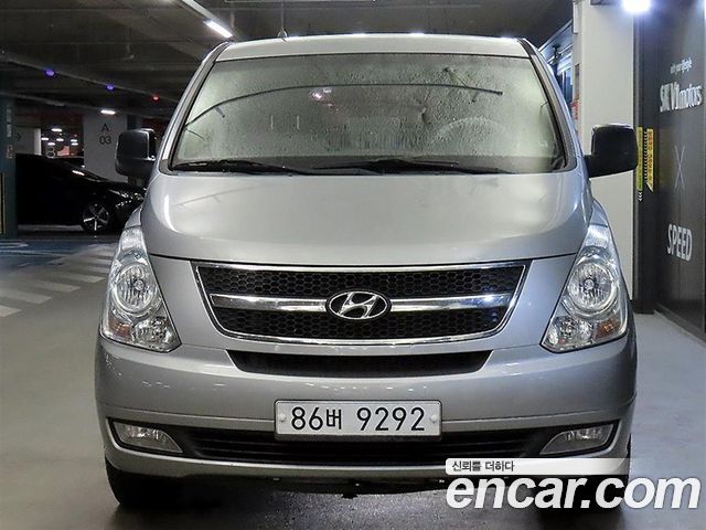Hyundai Starex 2012 — photo 3
