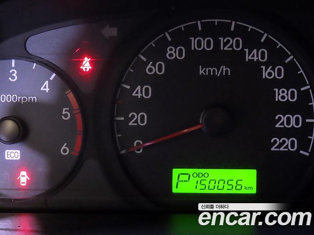 Hyundai Starex 2012 — photo 8