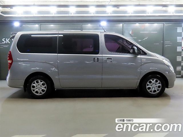 Hyundai Starex 2012 — photo 19