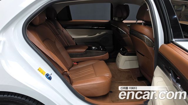 Genesis G90 2022 — photo 17