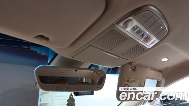 Genesis G90 2022 — photo 24