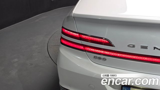 Genesis G90 2022 — photo 9