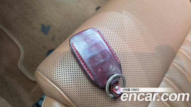 Genesis G90 2022 — photo 27