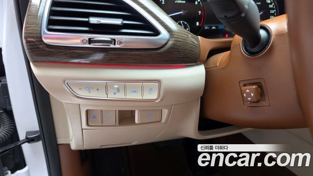 Genesis G90 2022 — photo 28