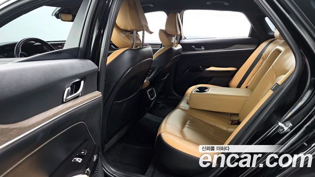 Kia K5 2020 — photo 11